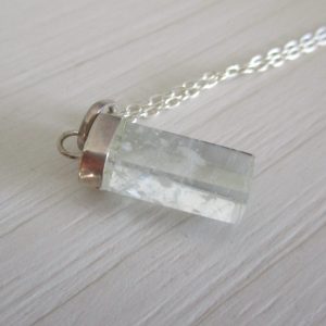 Aquamarine pendant