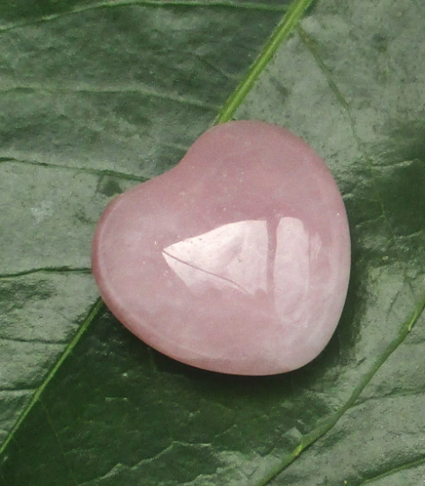 rose quartz hearts