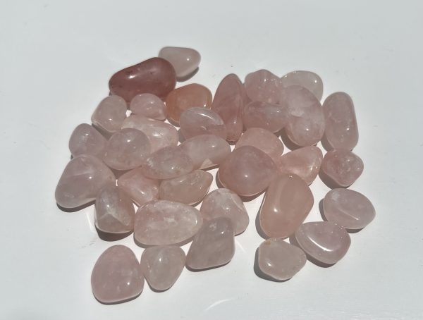 tumbled rose quartz