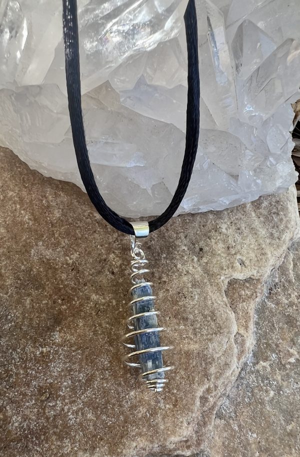 kyanite
