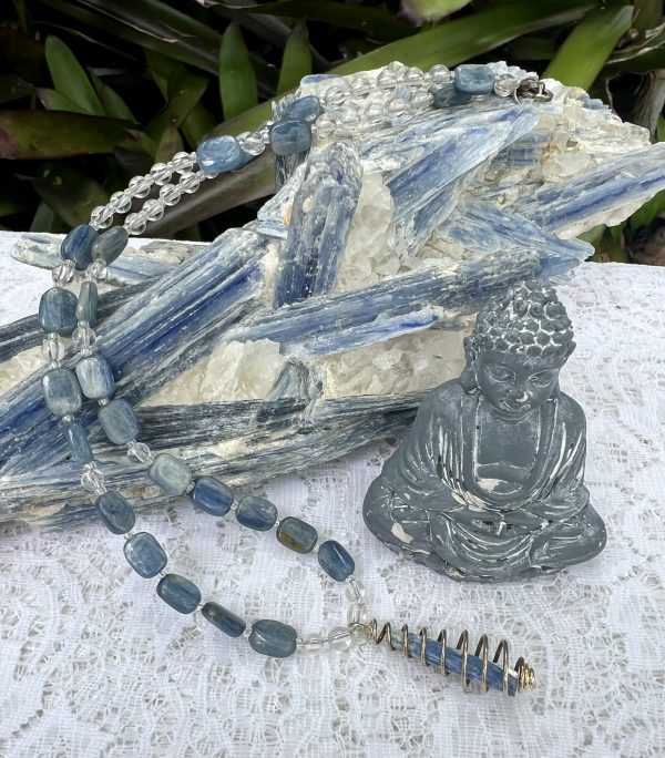 kyanite