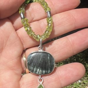 peridot necklace with seraphinite